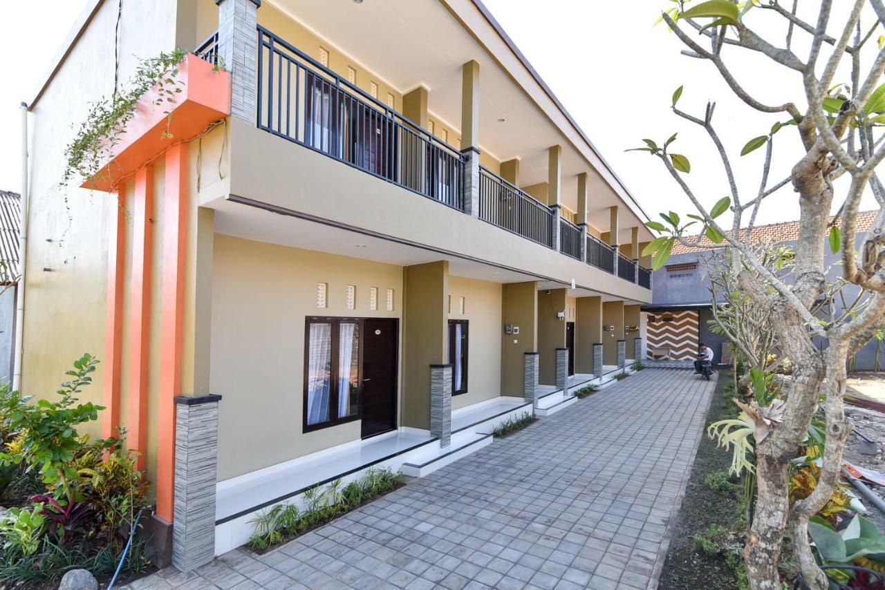Reddoorz Plus Near Jalan Imam Bonjol Denpasar Seminyak Exterior foto